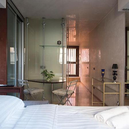Youhosty - Duomo Studio Apartment มิลาน ภายนอก รูปภาพ