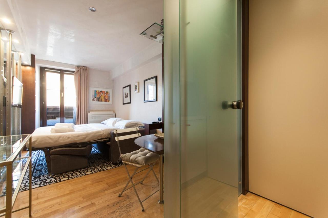 Youhosty - Duomo Studio Apartment มิลาน ภายนอก รูปภาพ
