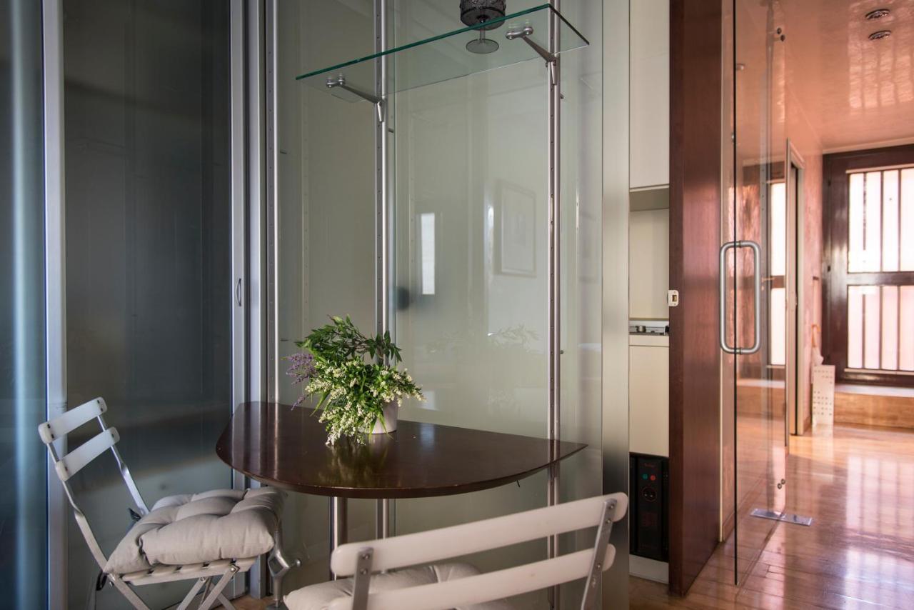 Youhosty - Duomo Studio Apartment มิลาน ภายนอก รูปภาพ